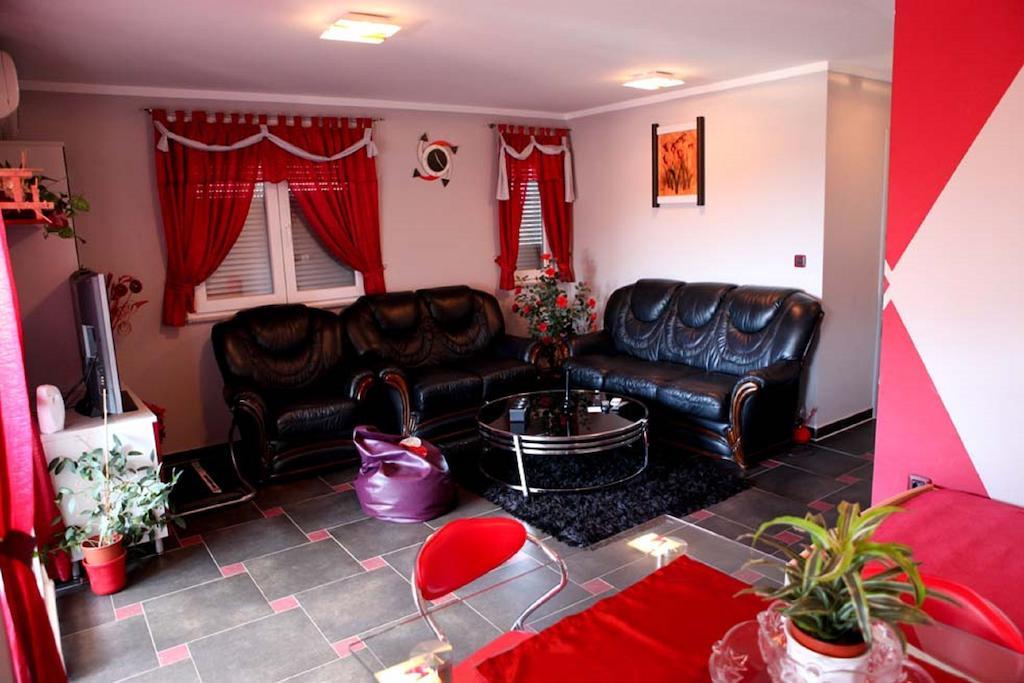Apartments Saric بولا المظهر الخارجي الصورة