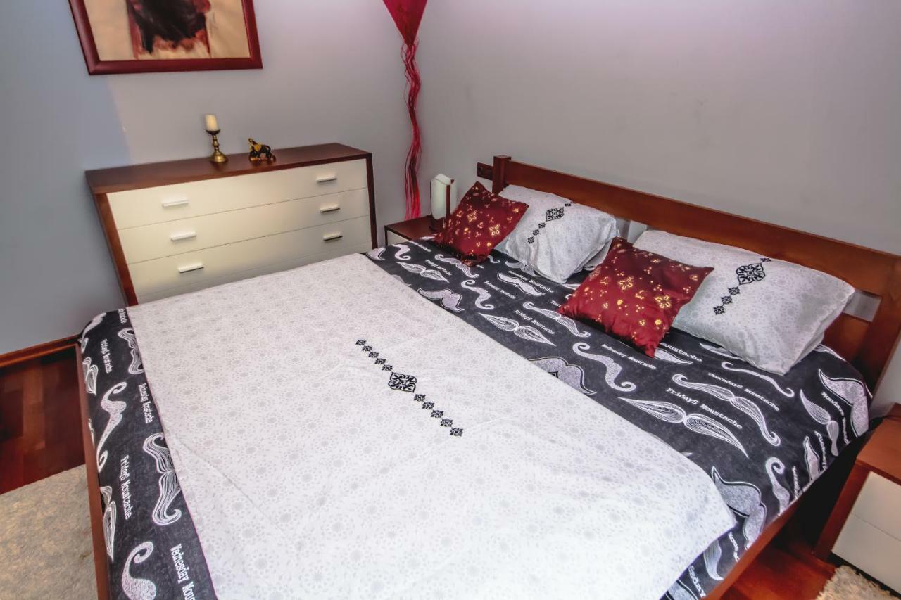 Apartments Saric بولا المظهر الخارجي الصورة