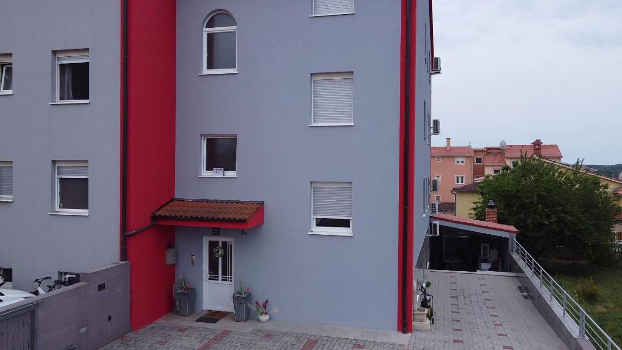 Apartments Saric بولا المظهر الخارجي الصورة